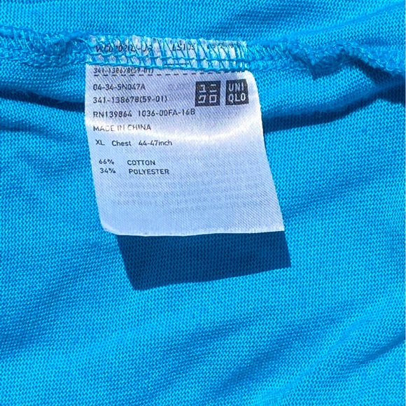 Uniqlo Turquoise Men’s XL Tee EUC - Picture 5 of 5